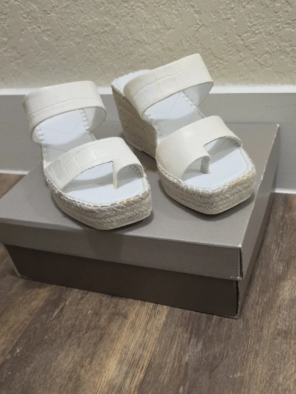 Franco Sarto White Croc-Embossed Espadrille Wedge Sandals with Toe Loop